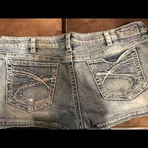 Silver brand shorts size 36